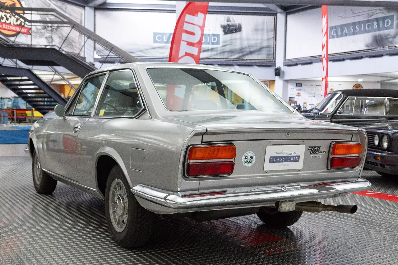Fiat 124 Sport Coupé 1400, foto 5