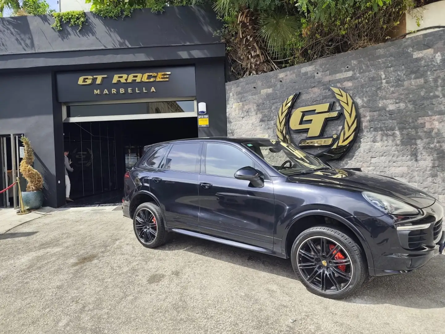 Porsche Cayenne S Diesel Aut. Negro - 2
