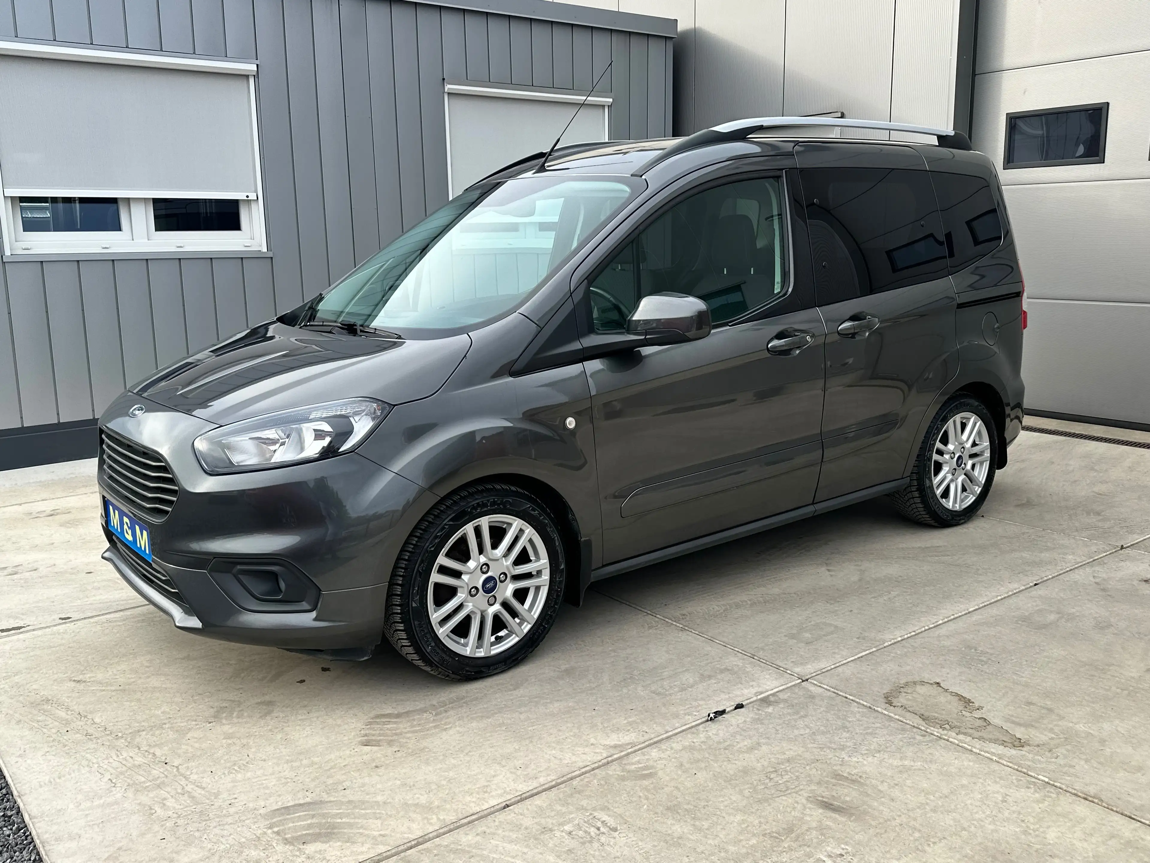 Ford Tourneo Courier Tourneo Courier 1.0 EcoBoost ** 12M Garantie ** — photo 2
