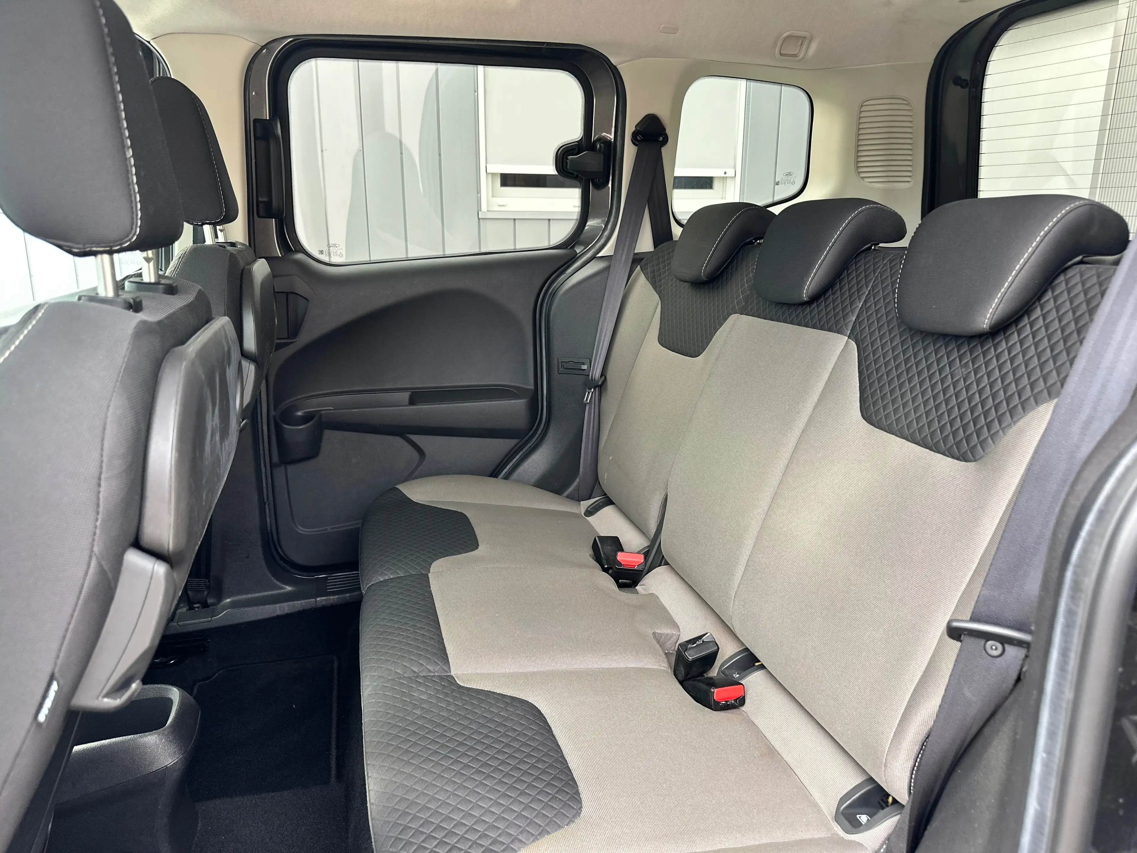 Ford Tourneo Courier Tourneo Courier 1.0 EcoBoost ** 12M Garantie ** — photo 10