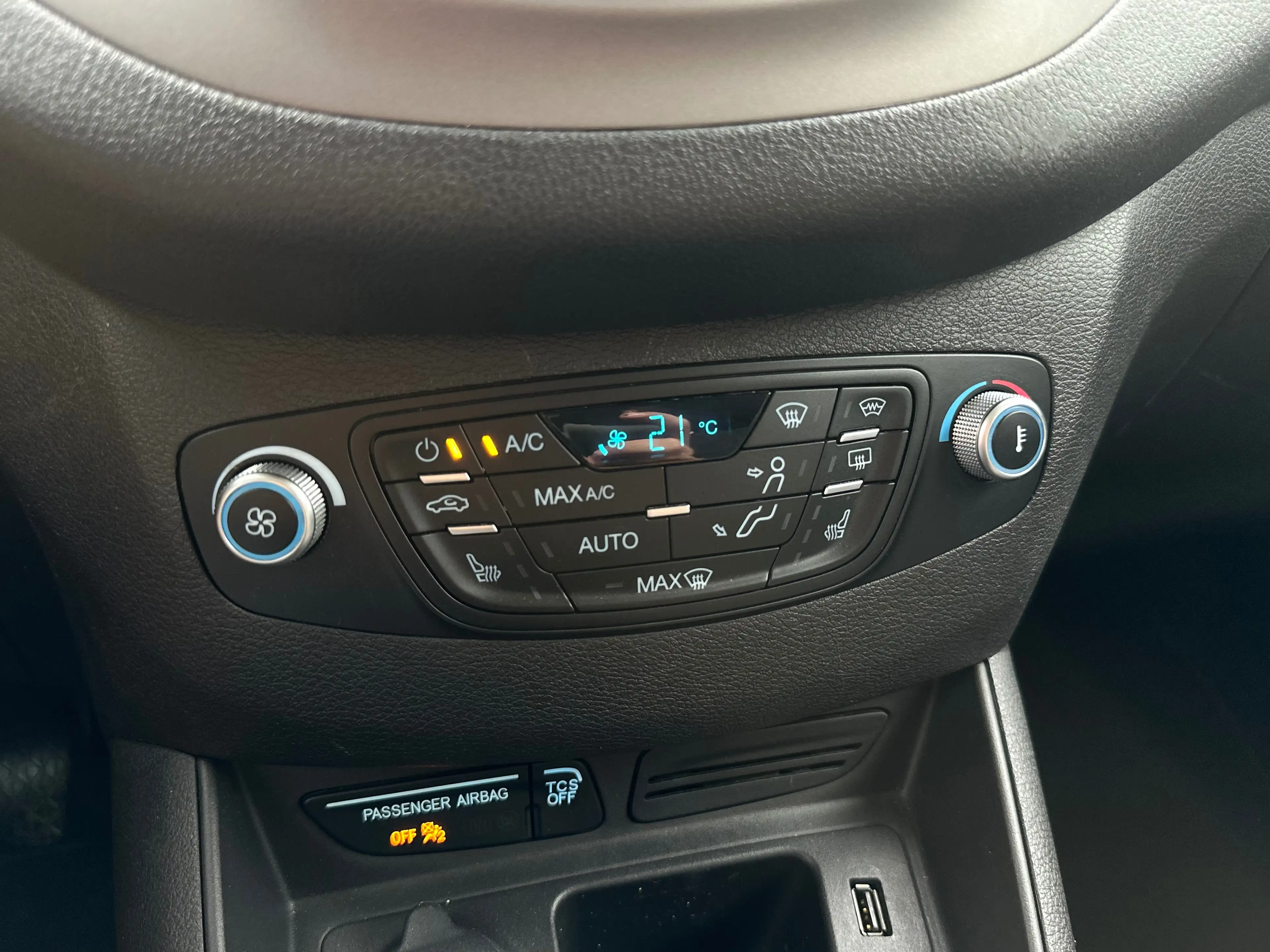 Ford Tourneo Courier Tourneo Courier 1.0 EcoBoost ** 12M Garantie ** — photo 15