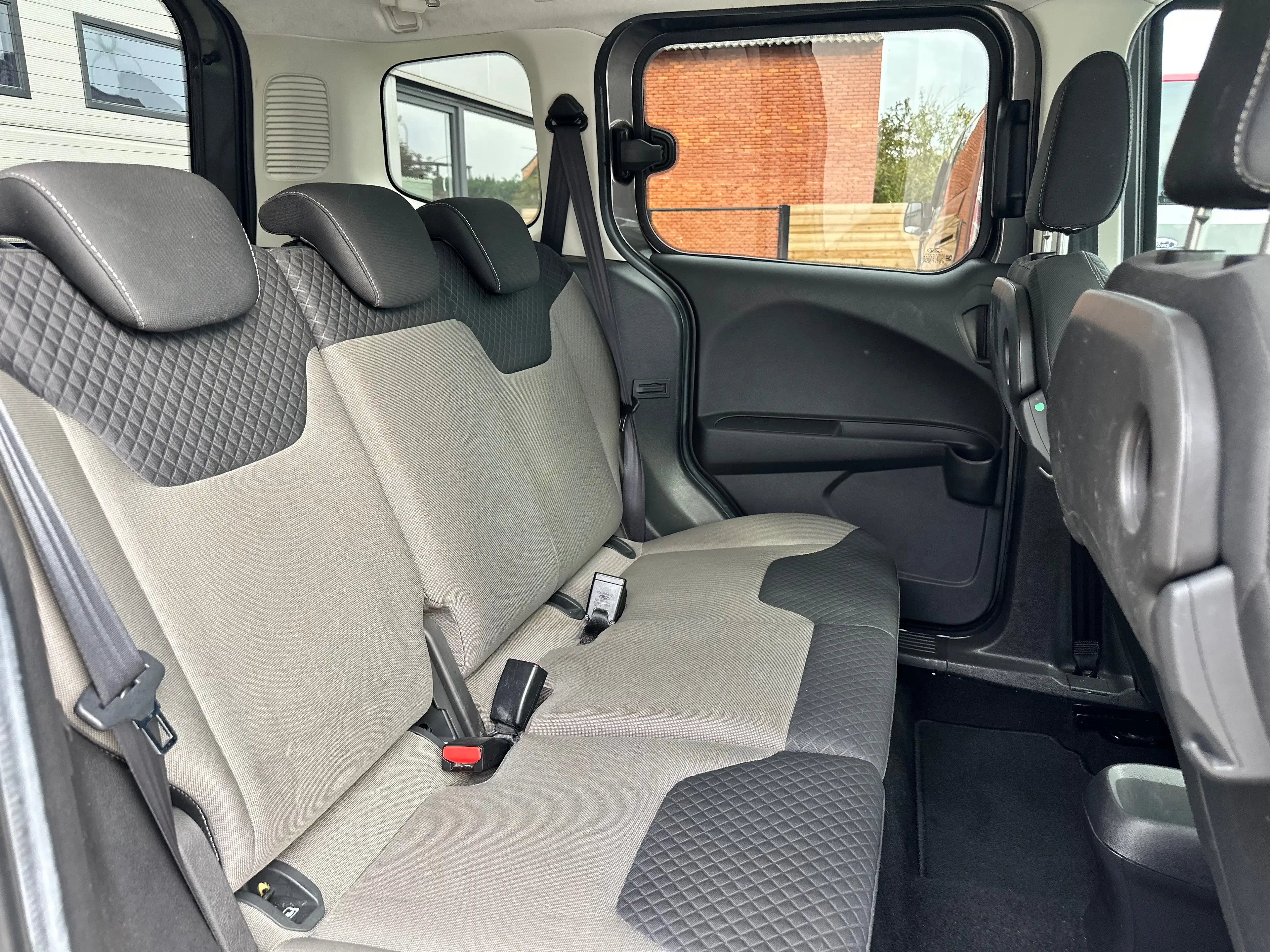 Ford Tourneo Courier Tourneo Courier 1.0 EcoBoost ** 12M Garantie ** — photo 11