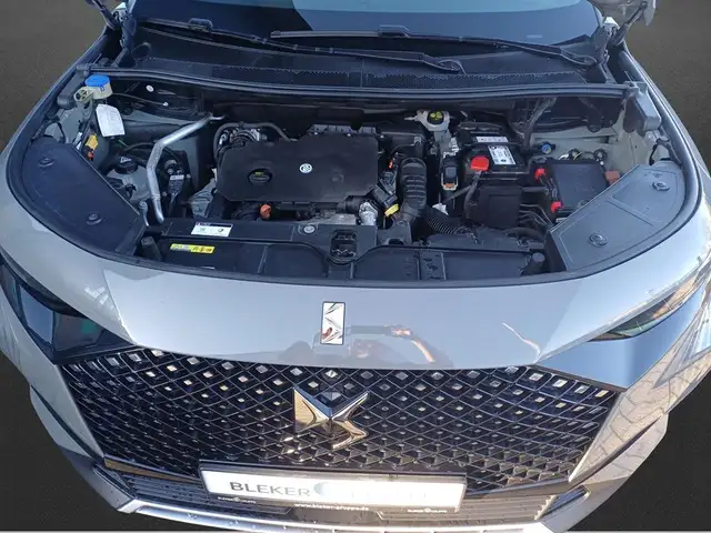 DS Automobiles DS 7 view 7