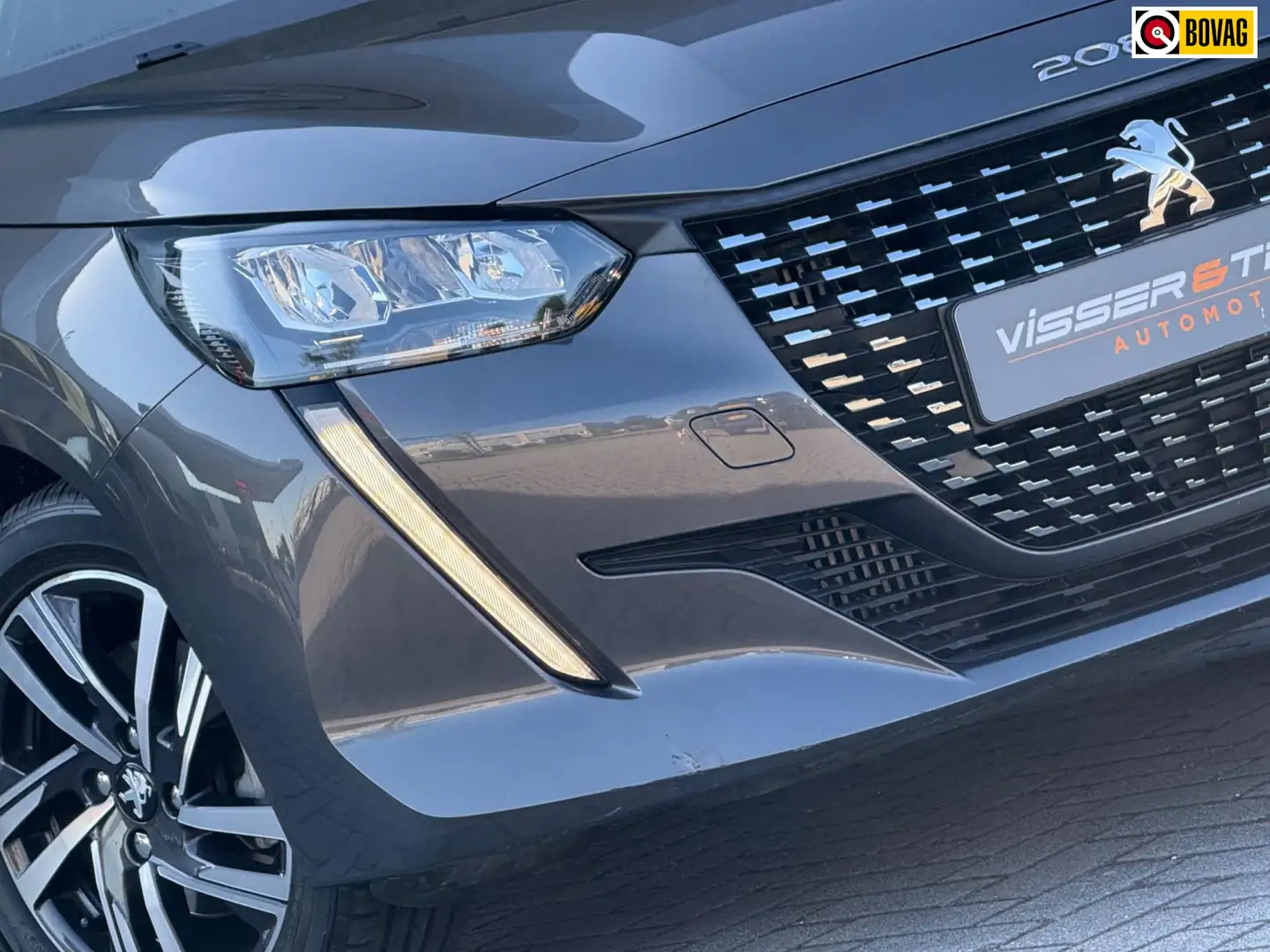 Peugeot 208 1.2 PureTech Allure Automaat - Gris Platinium - Ca Grijs - 1