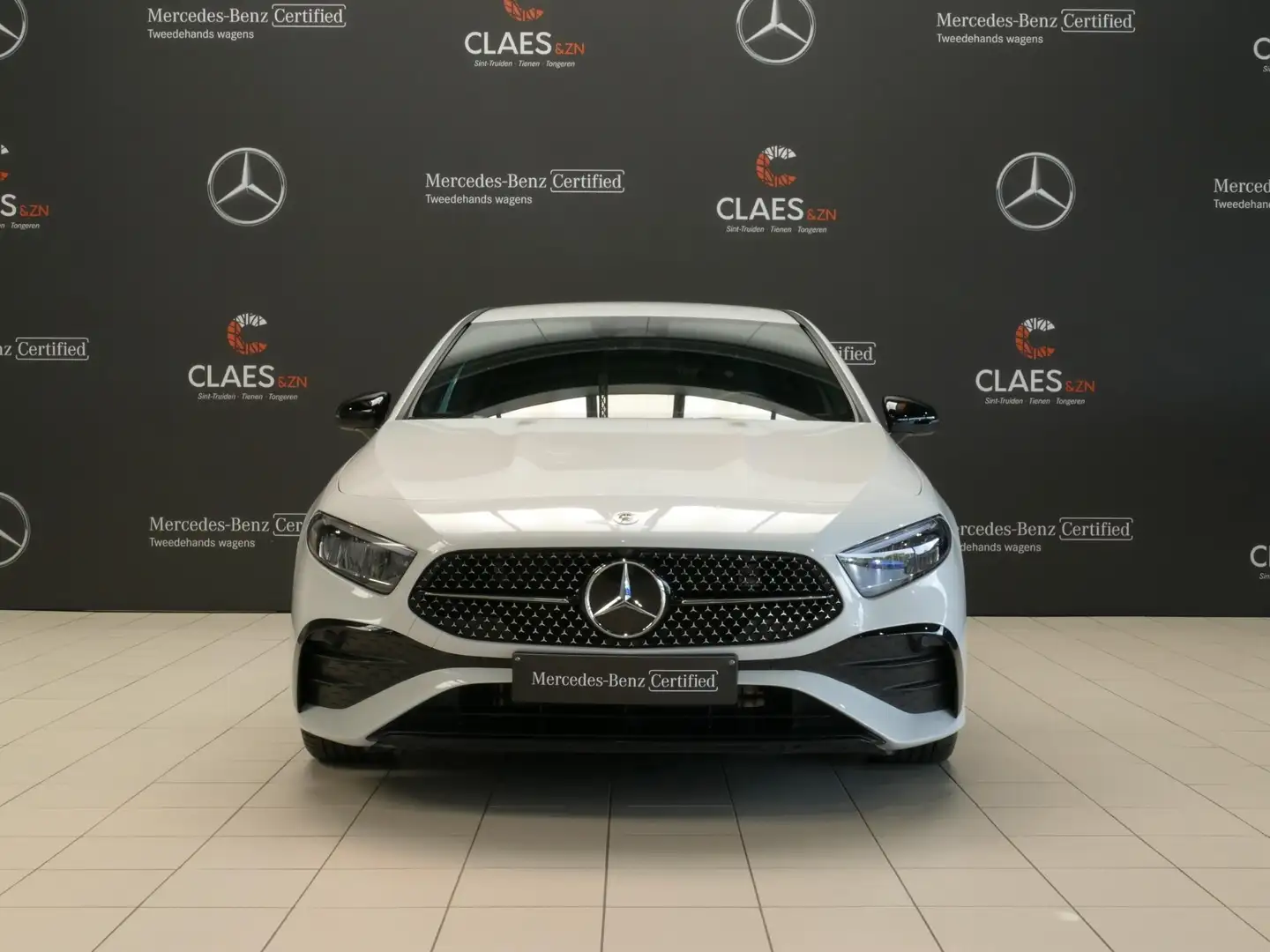 Mercedes-Benz A 180 180d AMG Line DOS 7478 2 x onderhoud inbegrepen Wit - 2