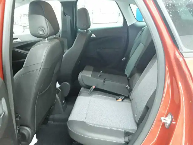 Opel Crossland view 13