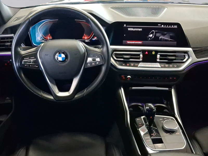 BMW 320 i Tour. Sport Line,Navi,LED,Leder,Ambi,Kamera — photo 8