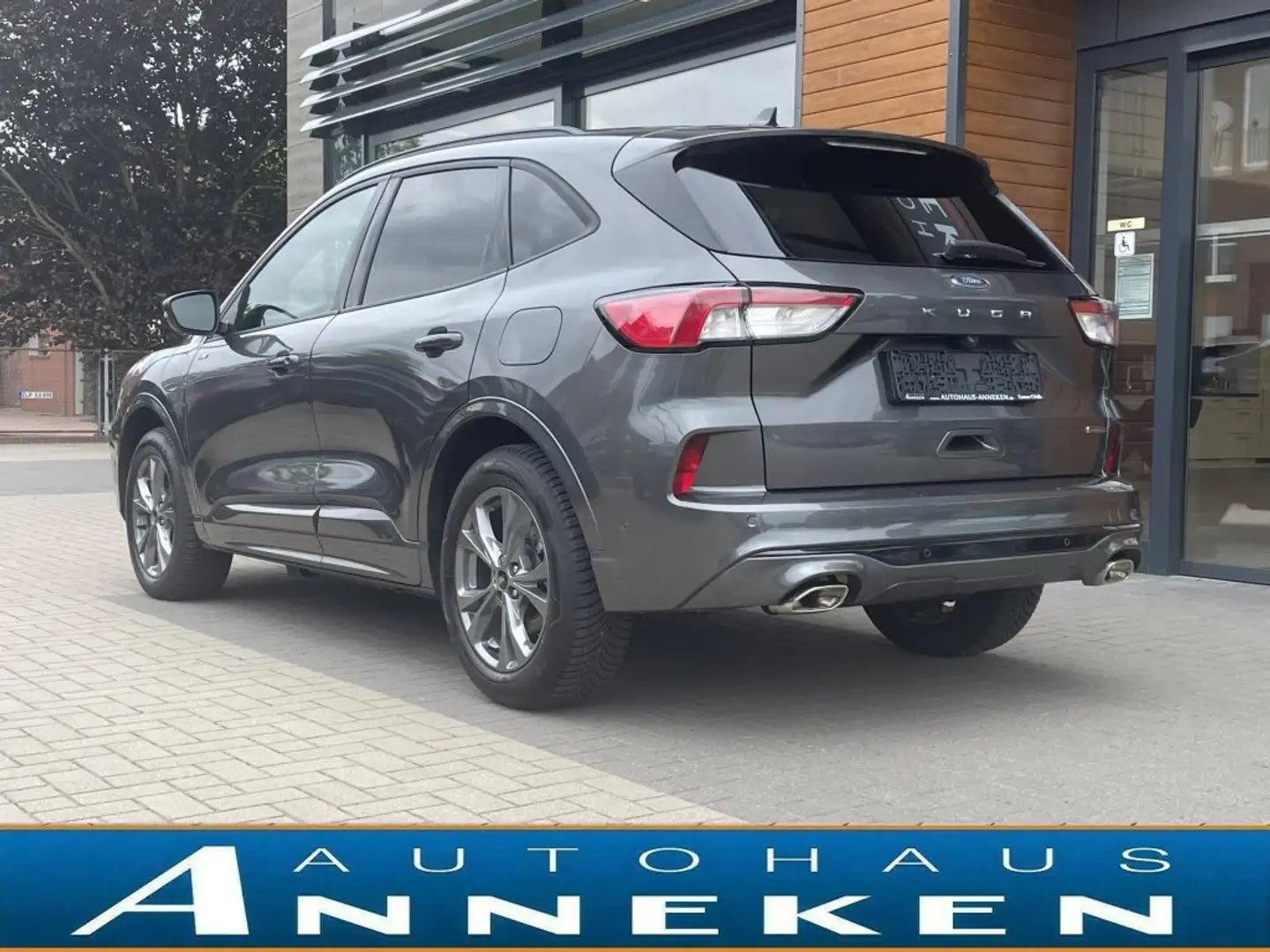Ford Kuga Plug-In Hybrid ST-Line X*AHK*ACC* Grau - 2