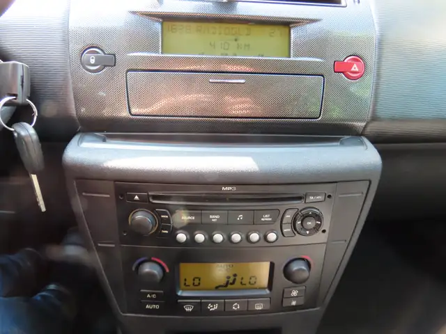 Citroen C4 view 12