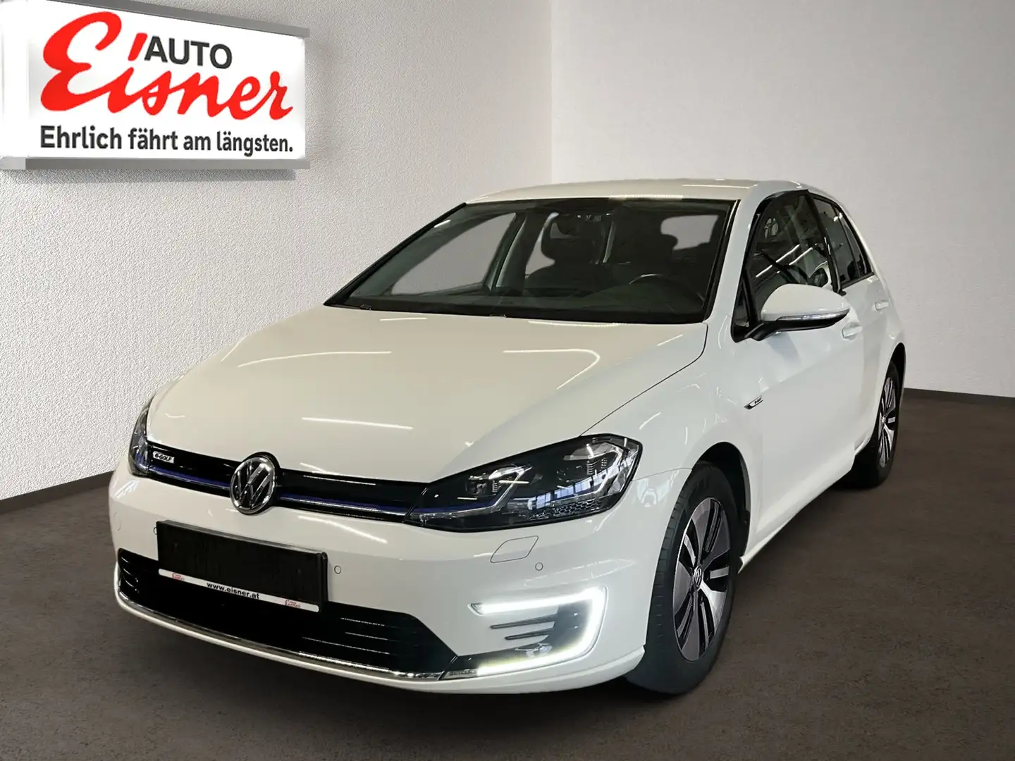 Volkswagen Golf VII E Navi, PDC, AUT Berganfahrhilfe Weiß - 2