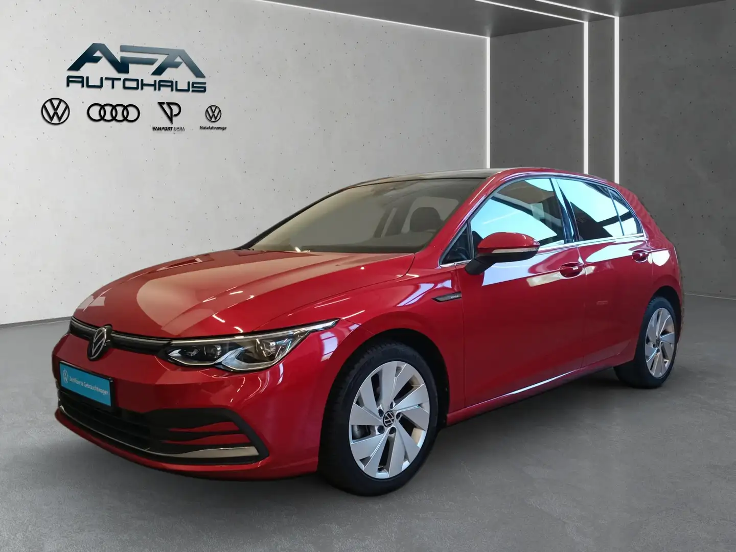 Volkswagen Golf VIII 1.5 TSI Style Pano*StHz*AHK*Matrix*ACC Rojo - 2