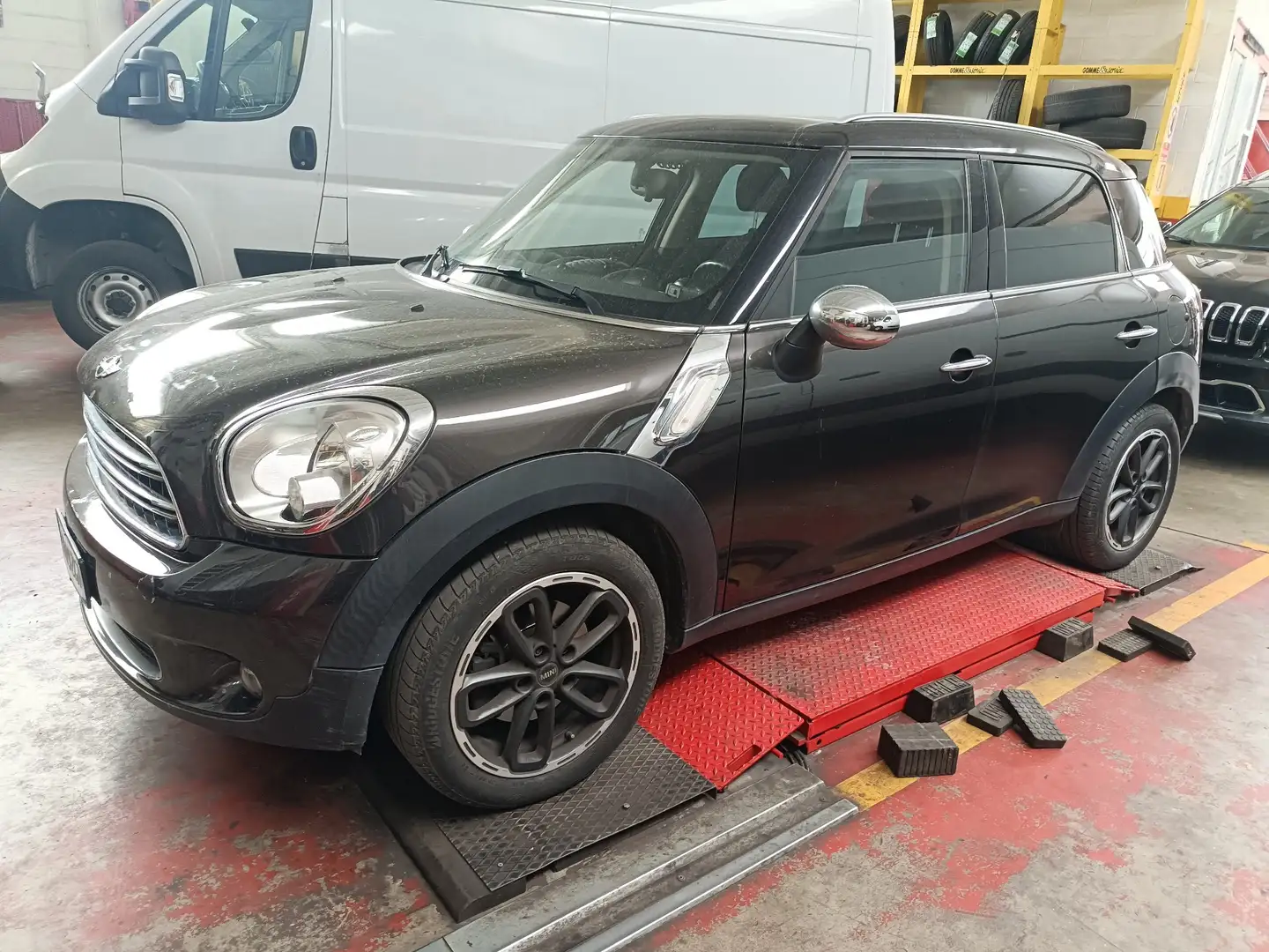 MINI Countryman D - 2