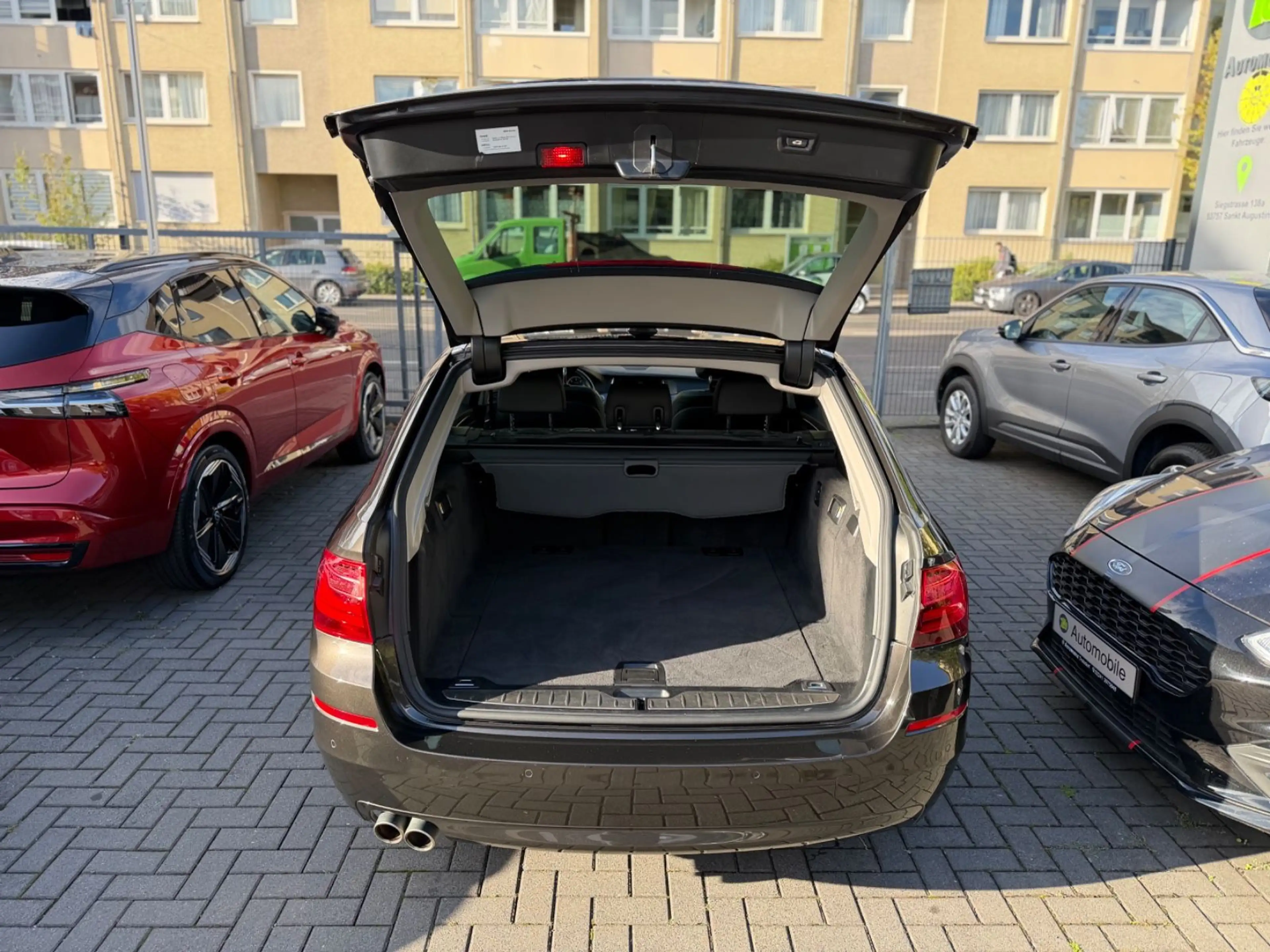 BMW 520 d Touring*PANO*SHZ*LED*HUD*LEDER*TÜV NEU — photo 6