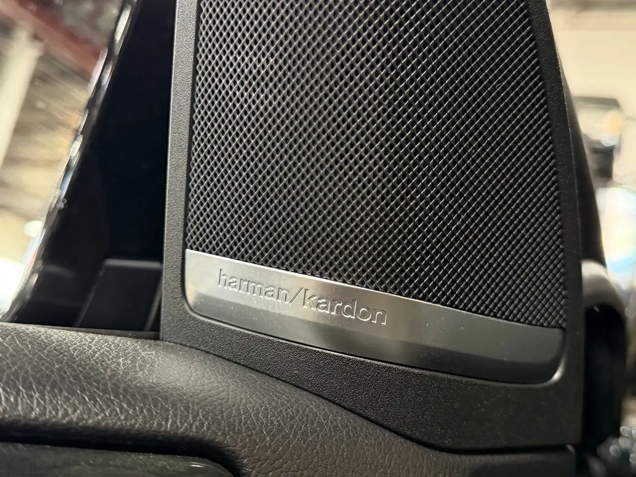 Mercedes-Benz GL-Class снимка Mercedes-Benz GL-Class