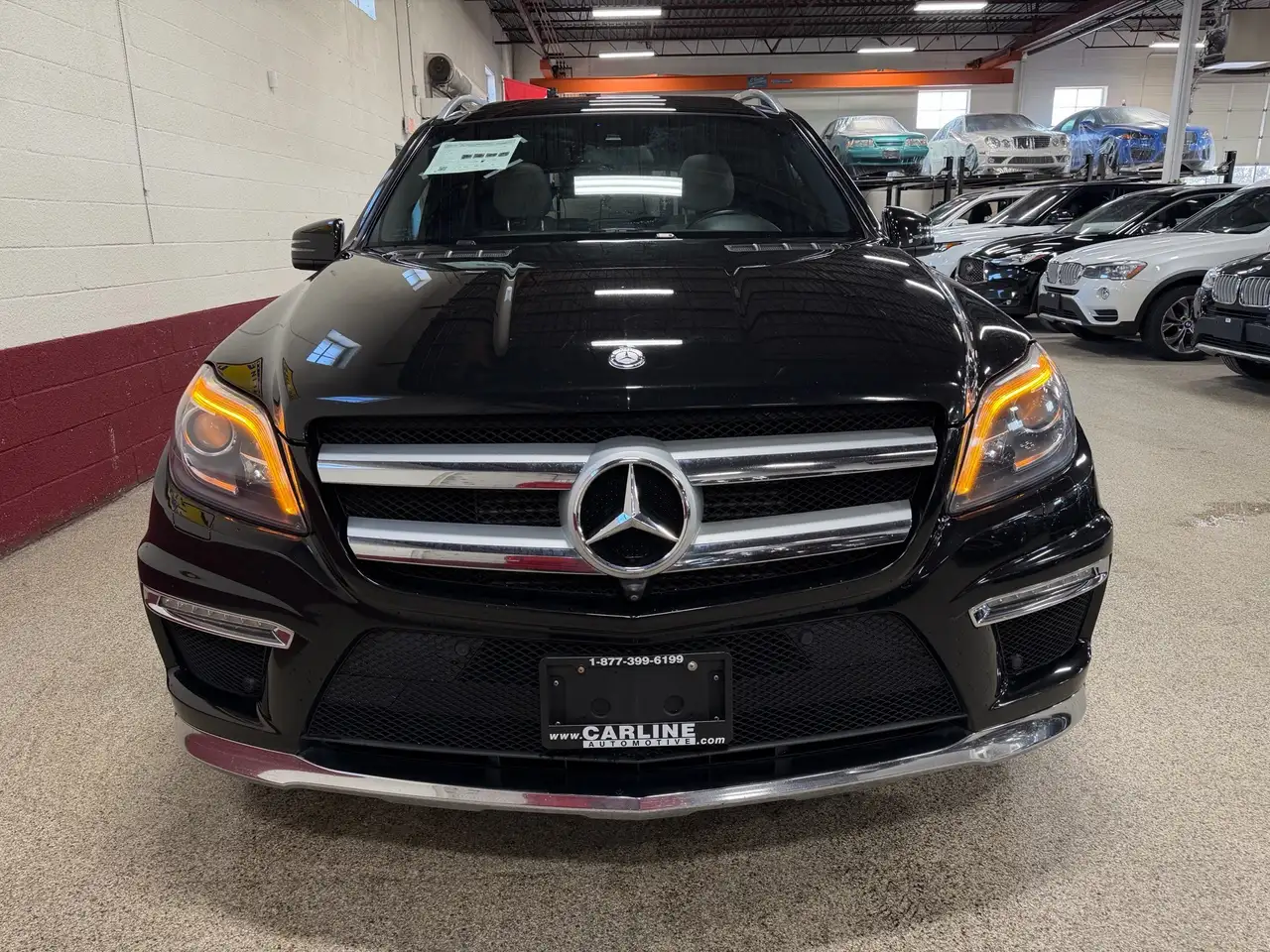 Mercedes-Benz GL-Class снимка Mercedes-Benz GL-Class