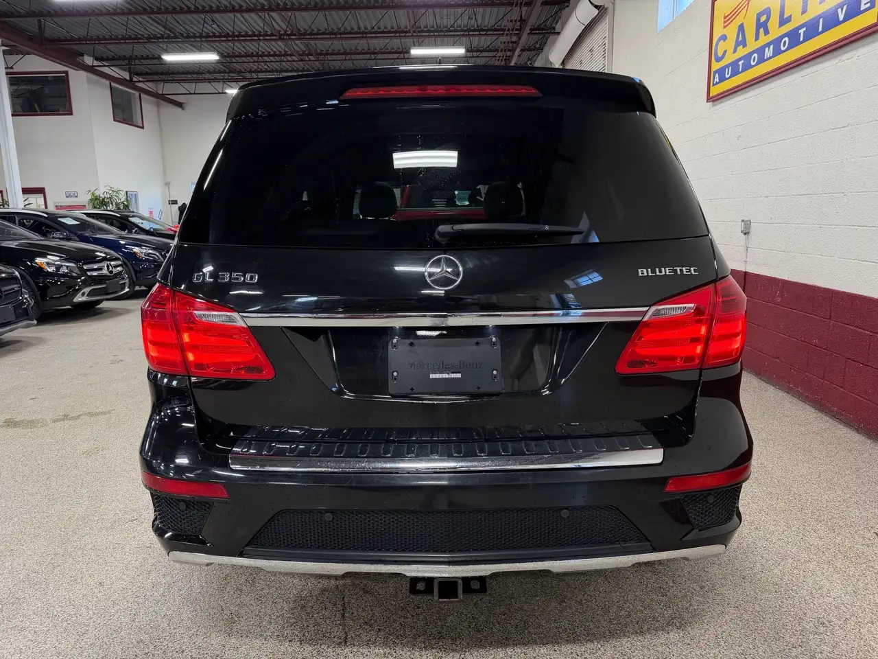 Mercedes-Benz GL-Class снимка Mercedes-Benz GL-Class