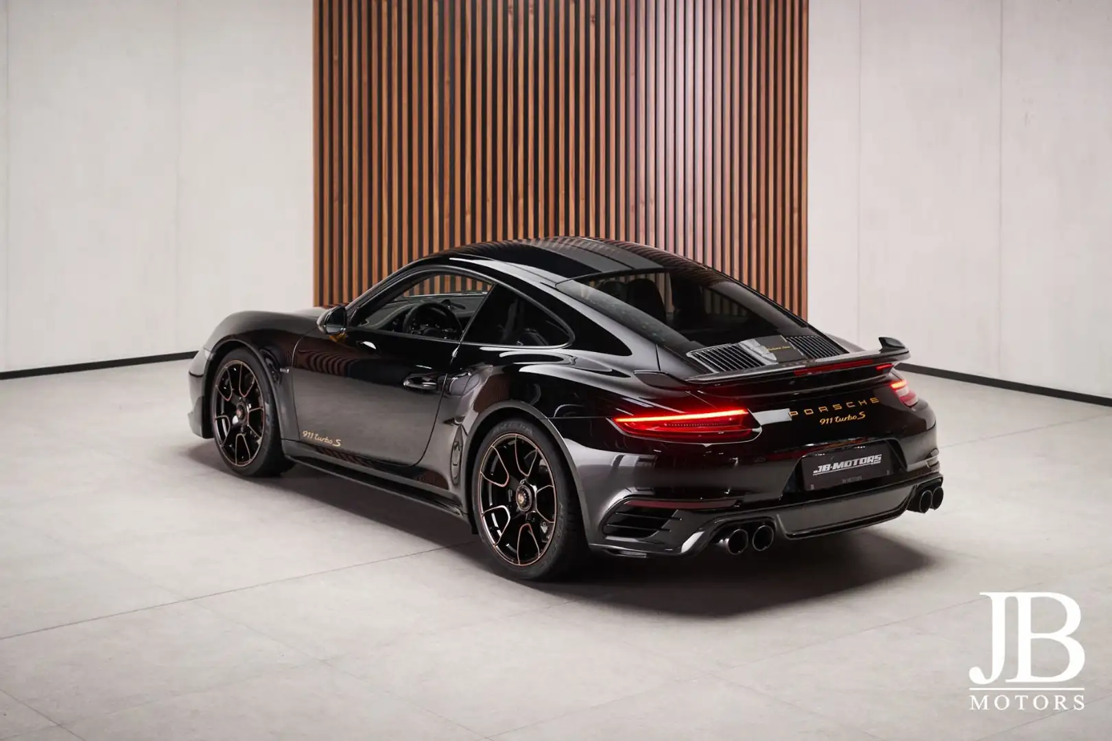Porsche 991 Turbo S Exclusive Series Lift Extd. Leather Noir - 2