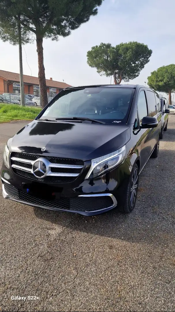 Mercedes-Benz V Extralong 250 d Premium auto crna - 1