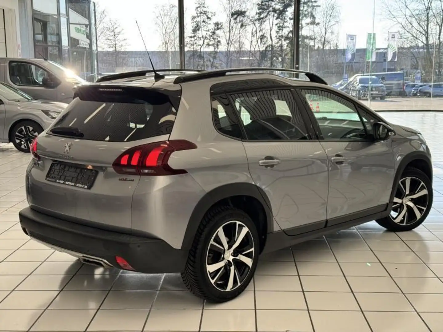 Peugeot 2008 *** GT Line boite Auto *** Grigio - 2