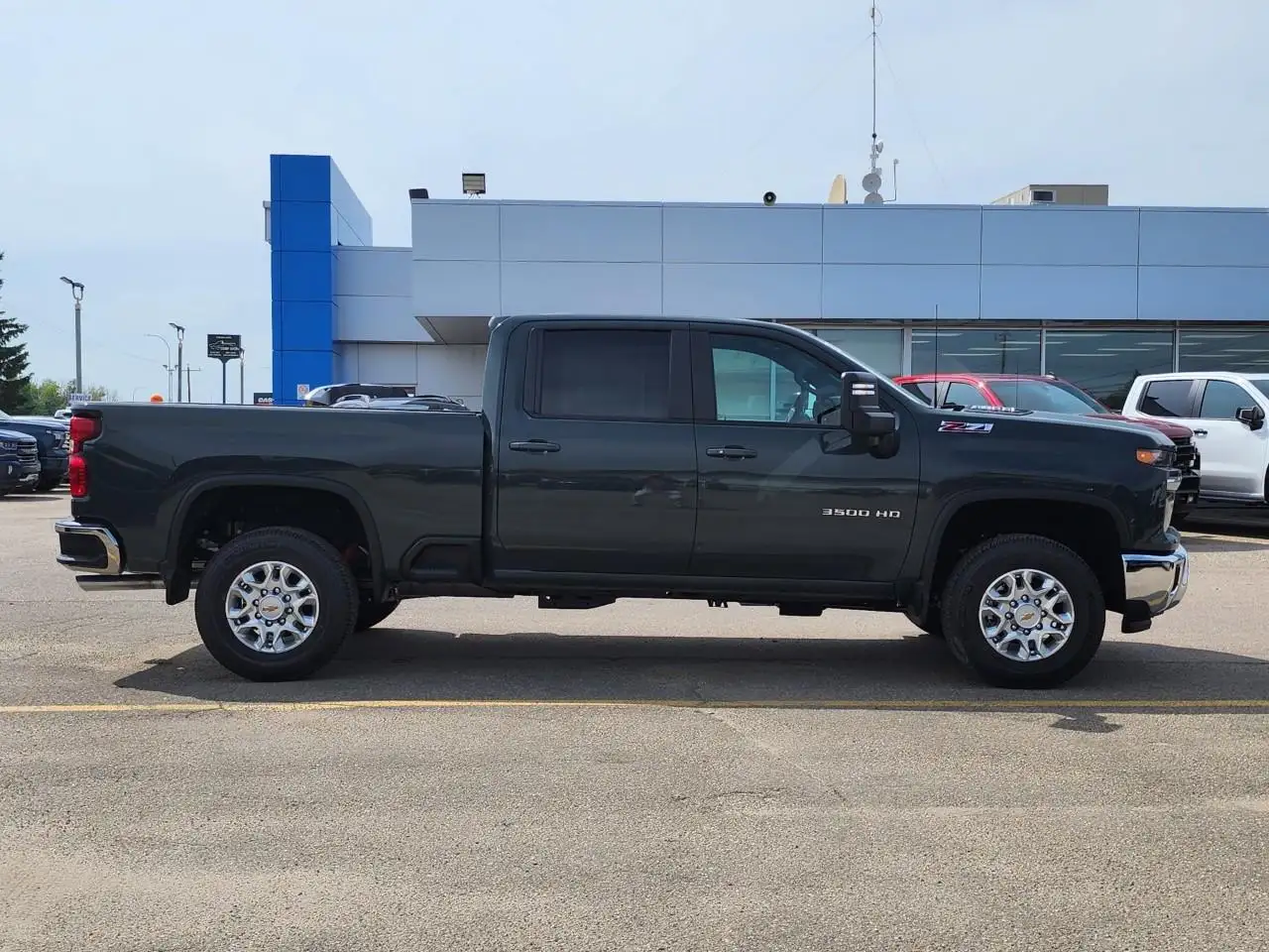 Chevrolet Silverado 3500 photo Chevrolet Silverado 3500
