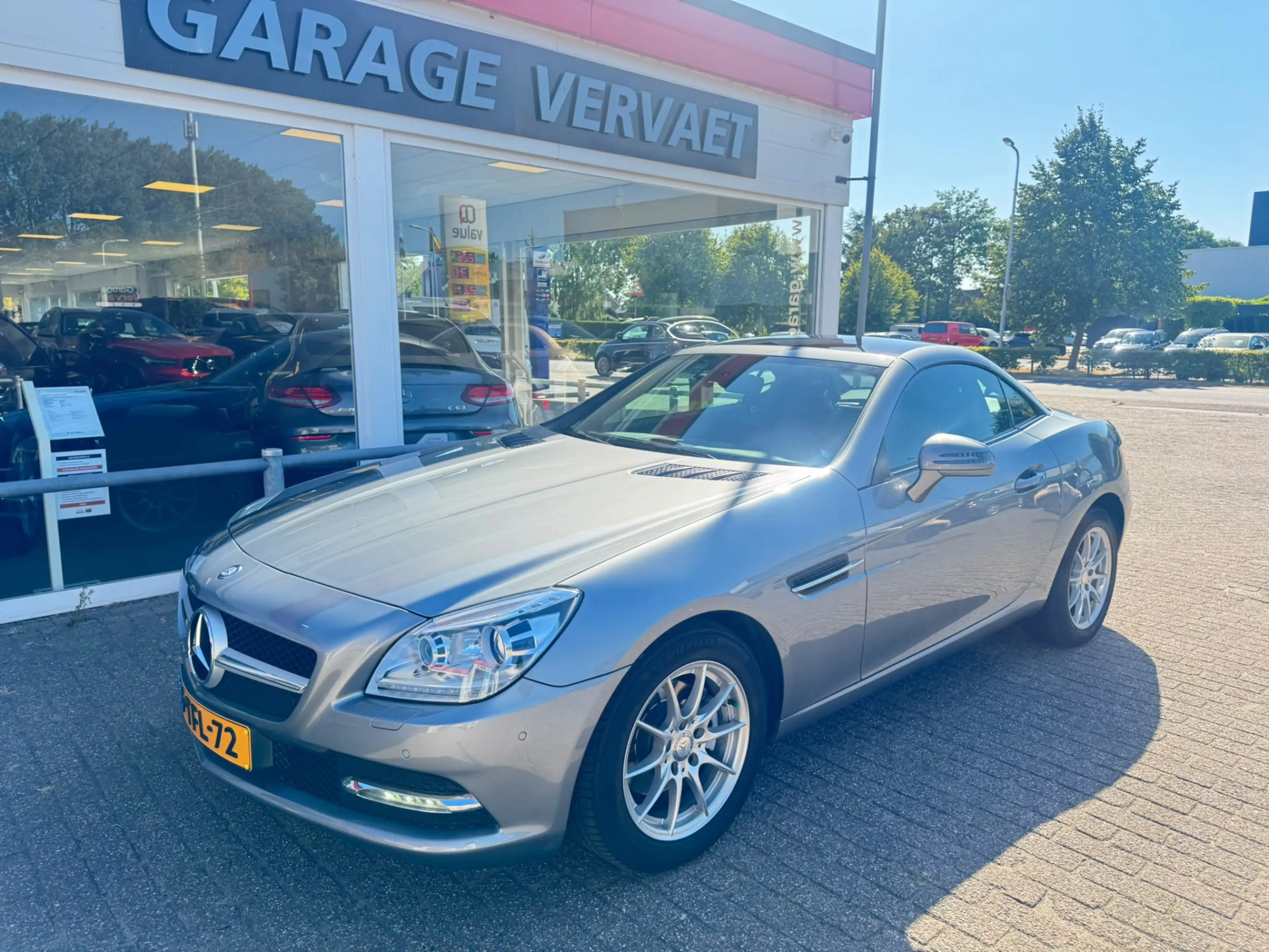 Mercedes-Benz SLK 200 — photo 6