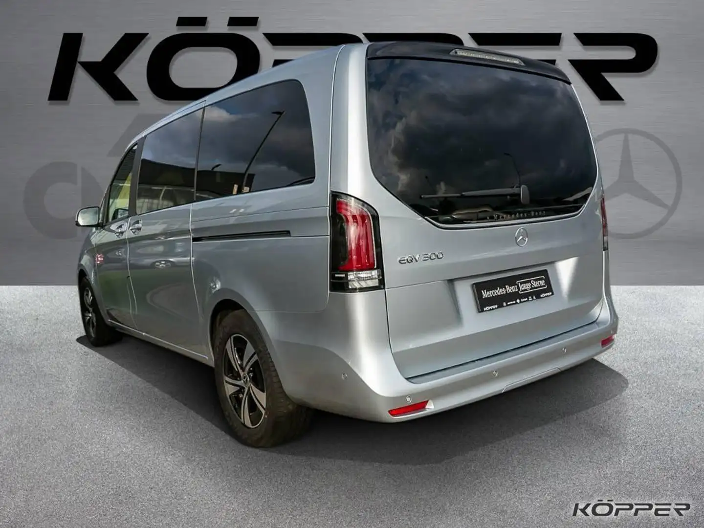 Mercedes-Benz EQV 300 L 6-Sitzer Distronic LED Kamera MBUX Silber - 2