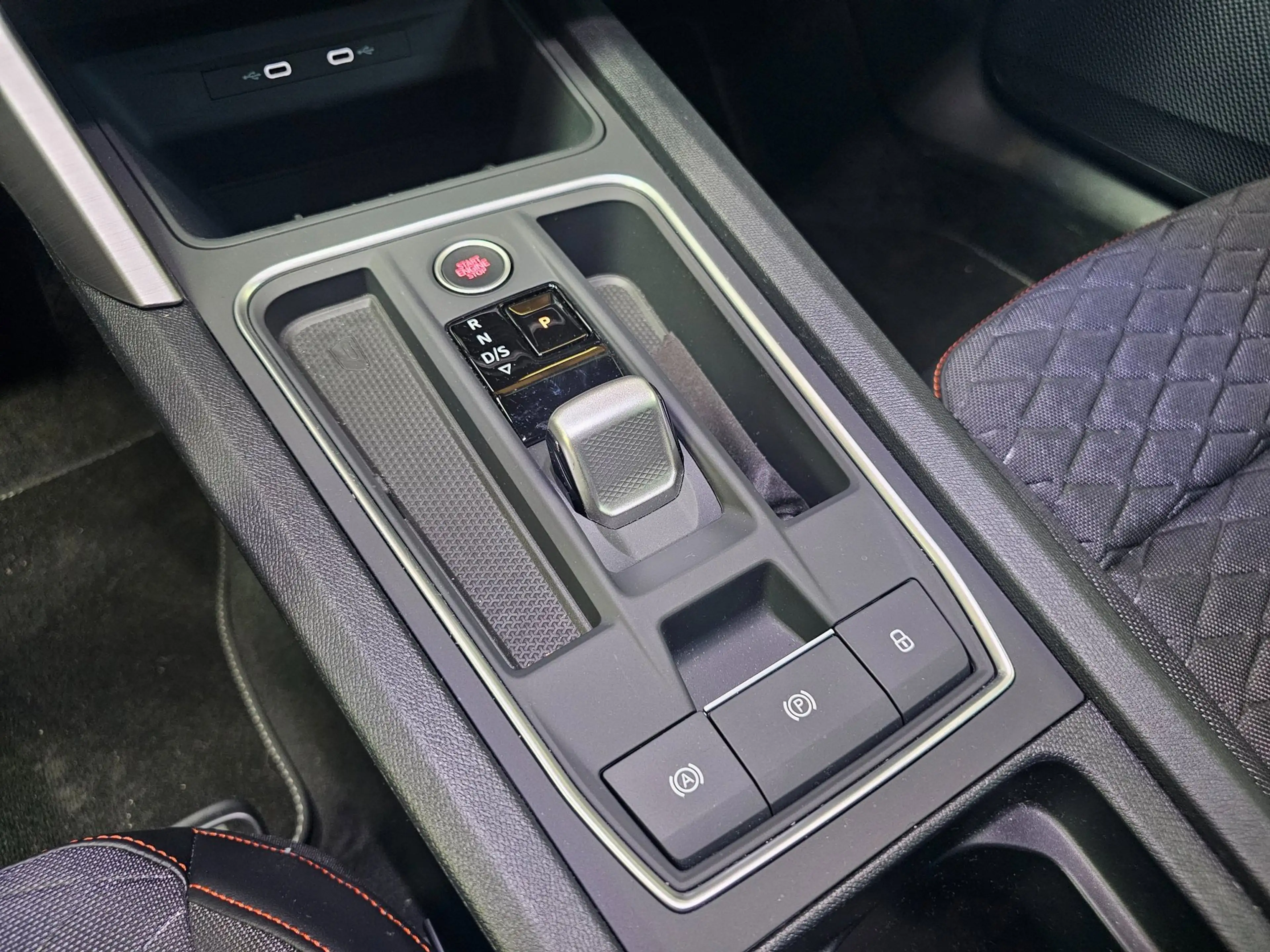 SEAT Leon e-Hybrid Sportstourer 1.5 TSI FR Business | All-in | ACC | — photo 20