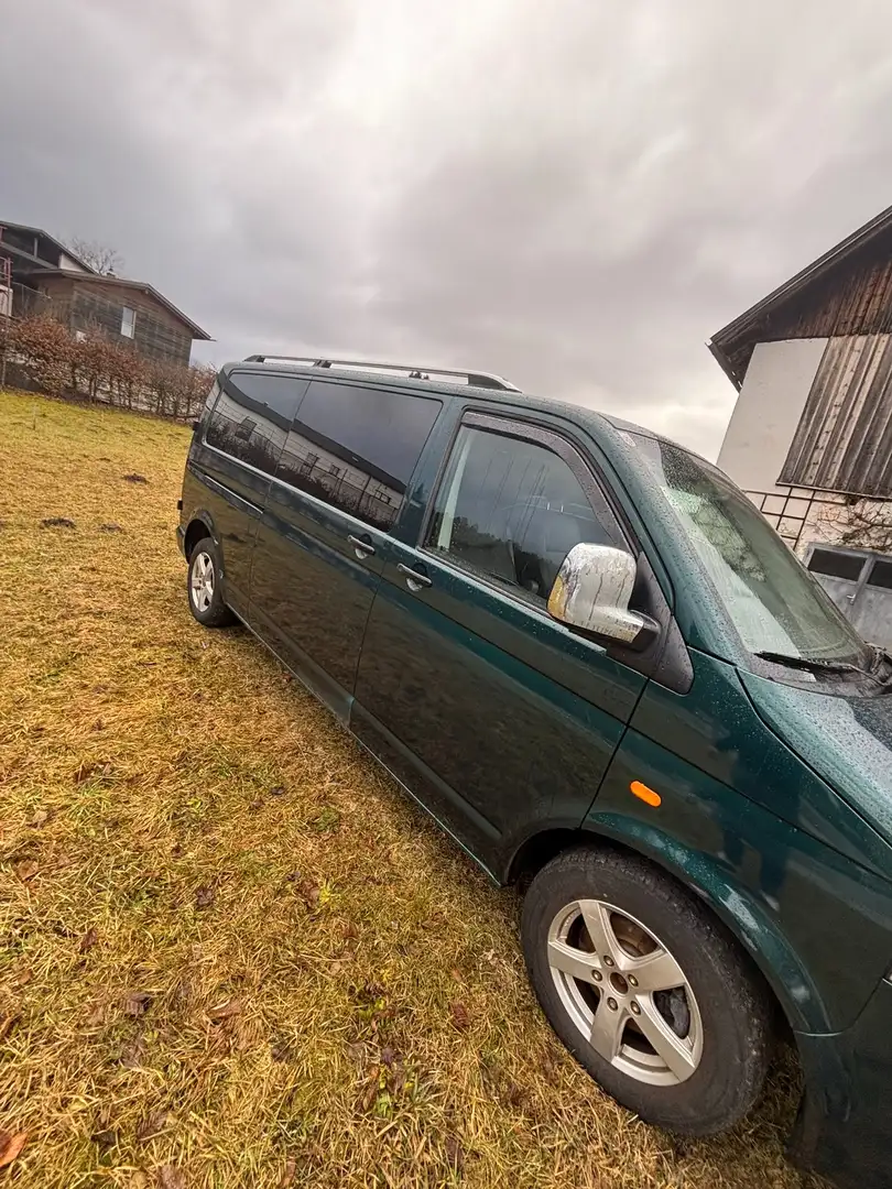 Volkswagen T5 Kombi Kombi+2,5+TDI+4motion Zielony - 1