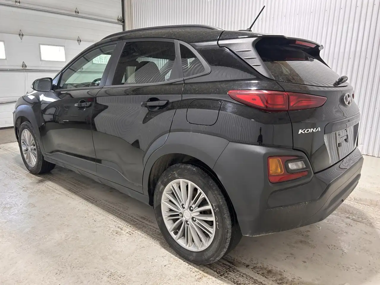 Hyundai KONA снимка Hyundai KONA