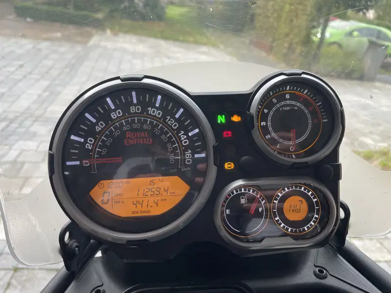 Royal Enfield Himalayan 411 - foto 4