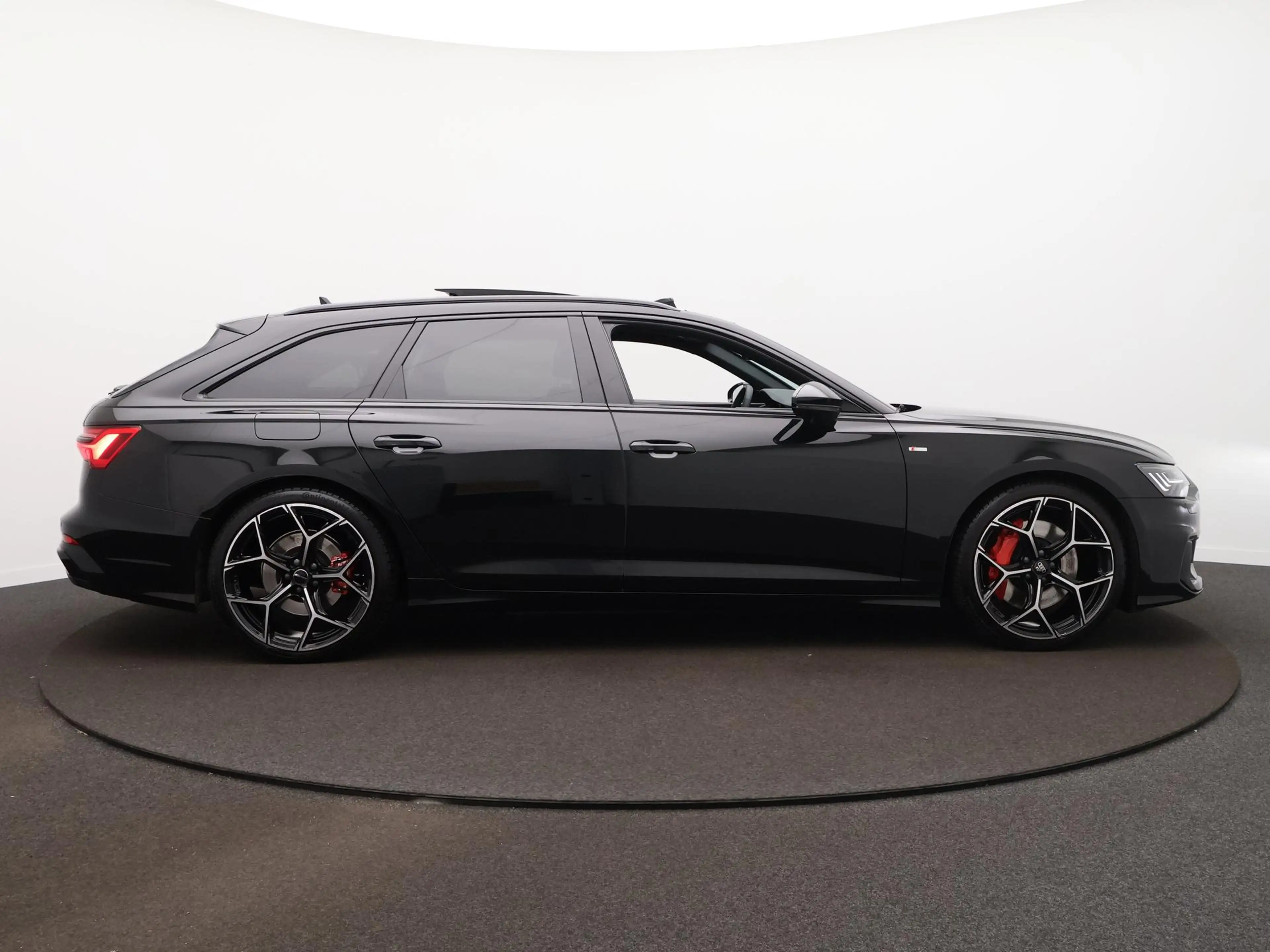 Audi A6 Avant 50 TFSI e quattro S edition Competition | Pa — photo 5