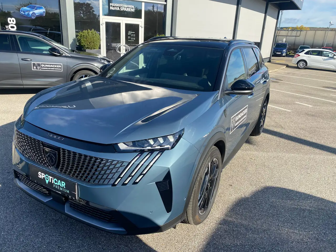 Peugeot 5008