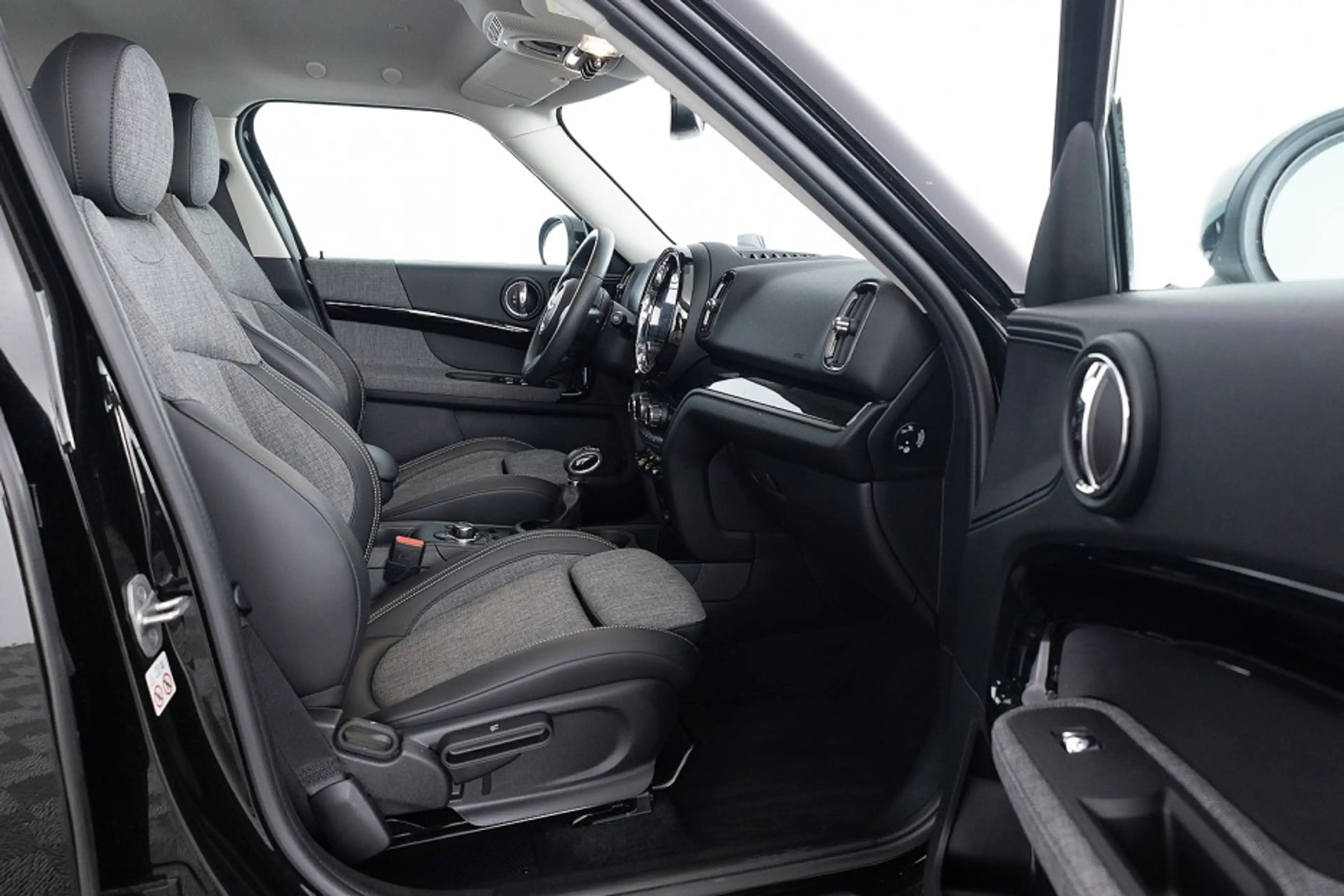 MINI Cooper SE Countryman 1.5 ALL4 | Half LEDER | Head-Up | CAMERA | Full LE — photo 6