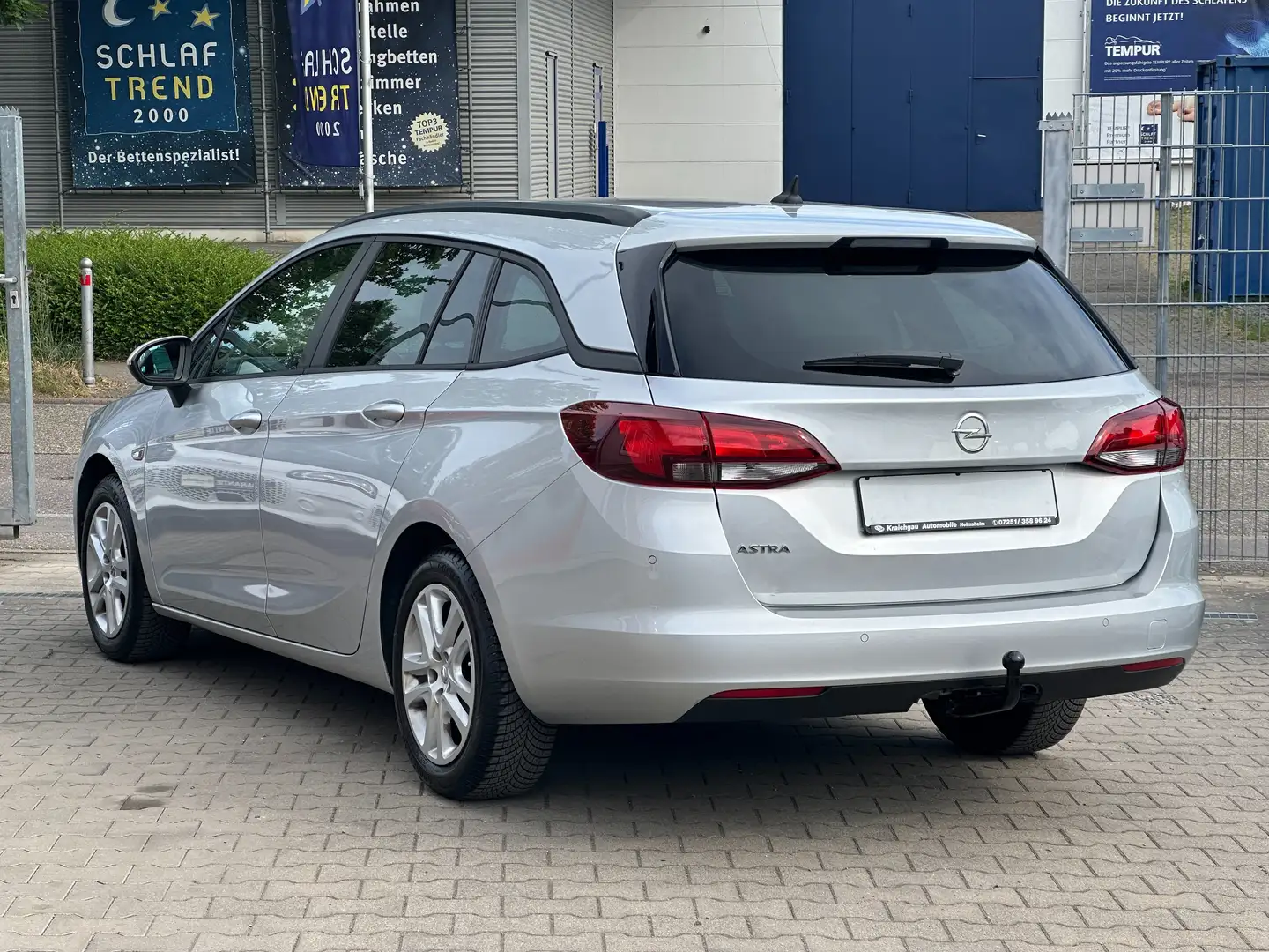 Opel Astra 1.6 CDTI*TüV Neu*AHK*Navi*Klima*Tempo*Parkpilot Gris - 2