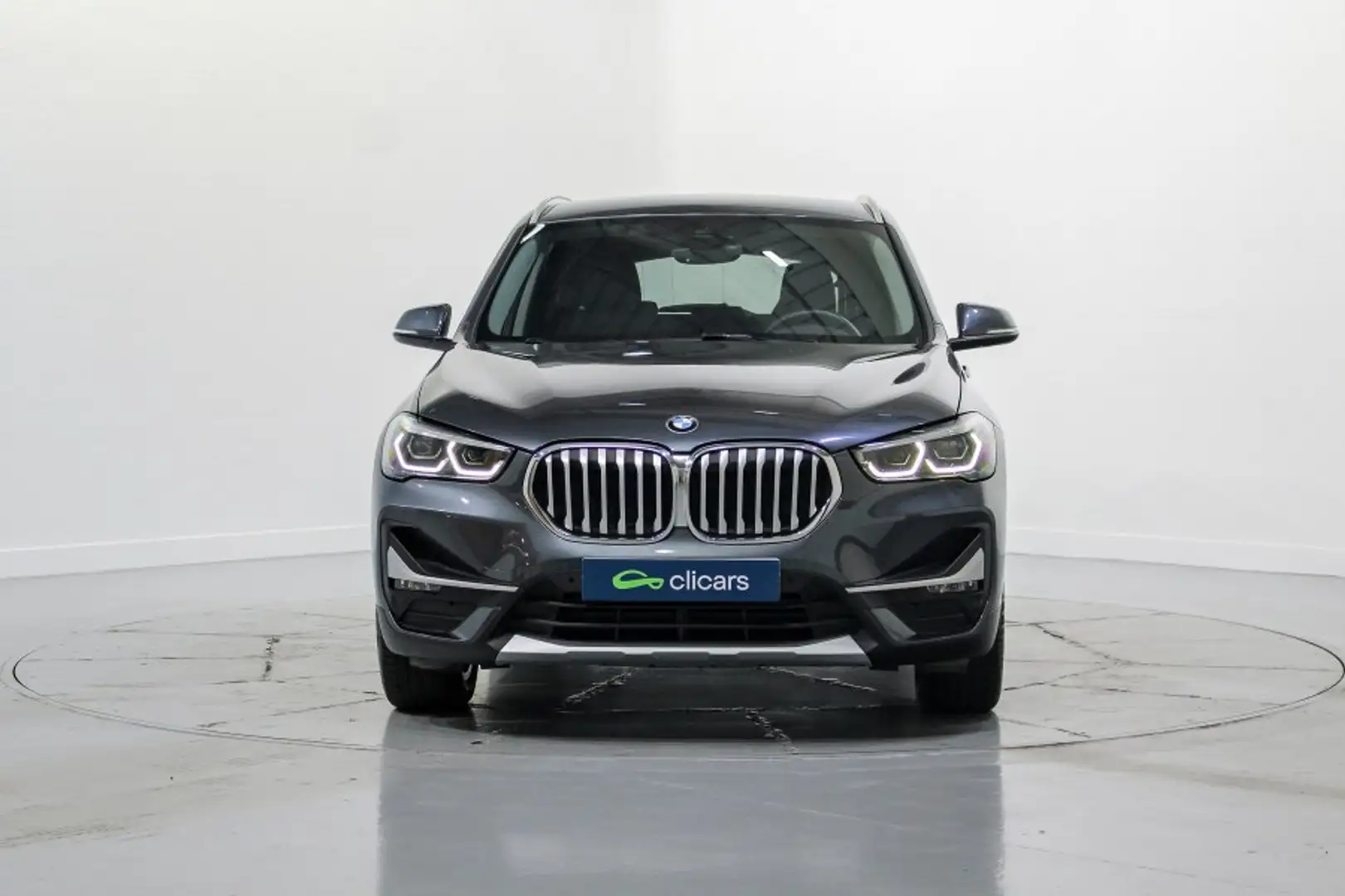 BMW X1 sDrive 18iA Gris - 2