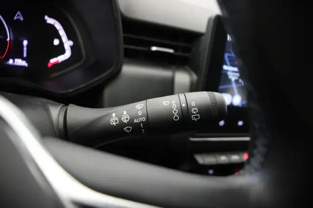 Renault Clio view 23