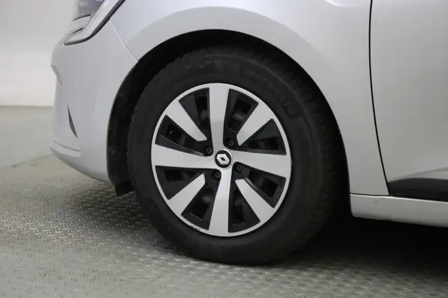 Renault Clio view 29