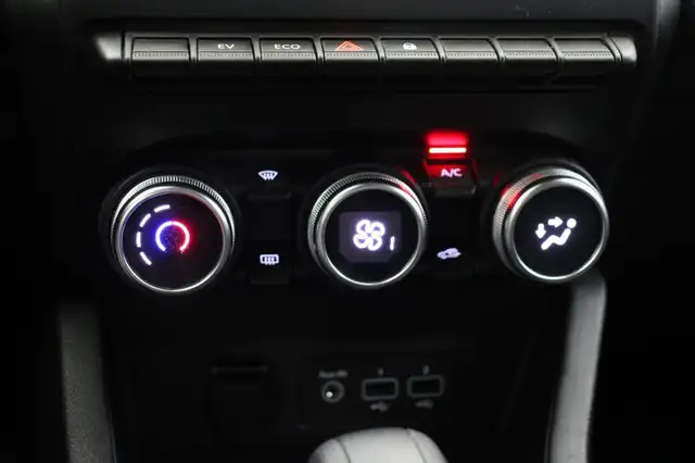 Renault Clio view 27