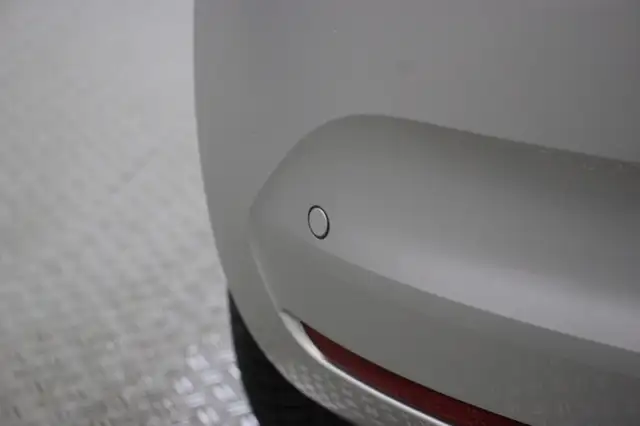 Renault Clio view 30