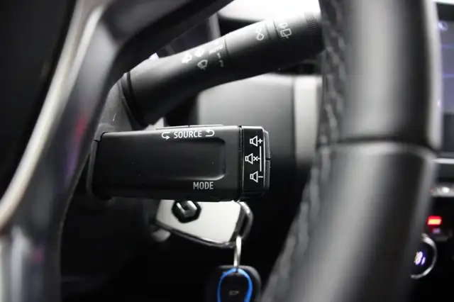 Renault Clio view 24