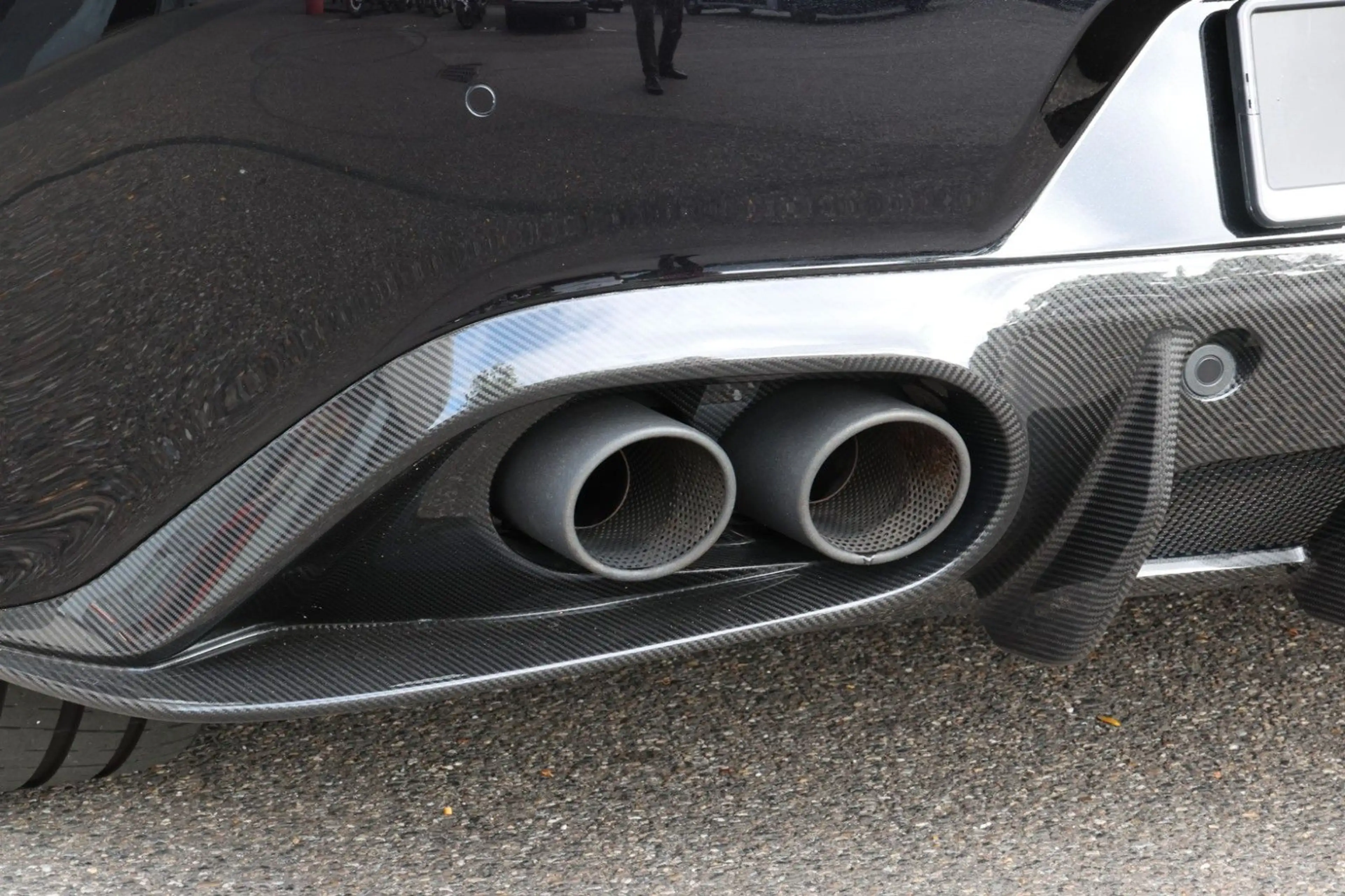 Aston Martin Vanquish S, wenig KM, Scheckheftgepflegt — photo 15