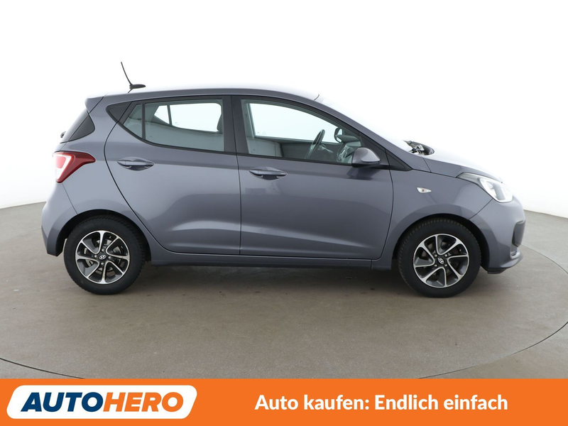 Hyundai i10 1.2 YES! *TEMPO*SHZ*ALU*KLIMA* — photo 7