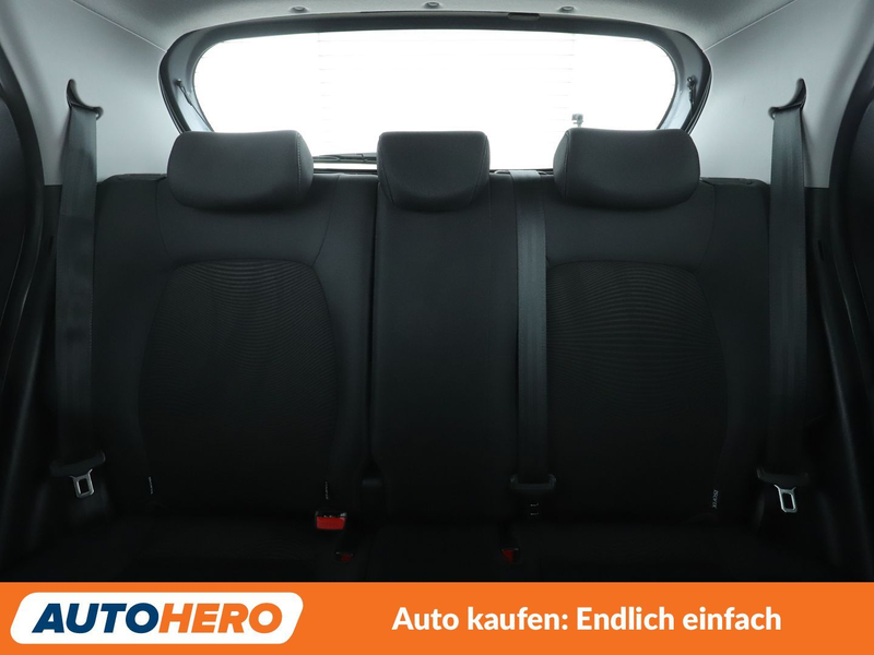 Hyundai i10 1.2 YES! *TEMPO*SHZ*ALU*KLIMA* — photo 15