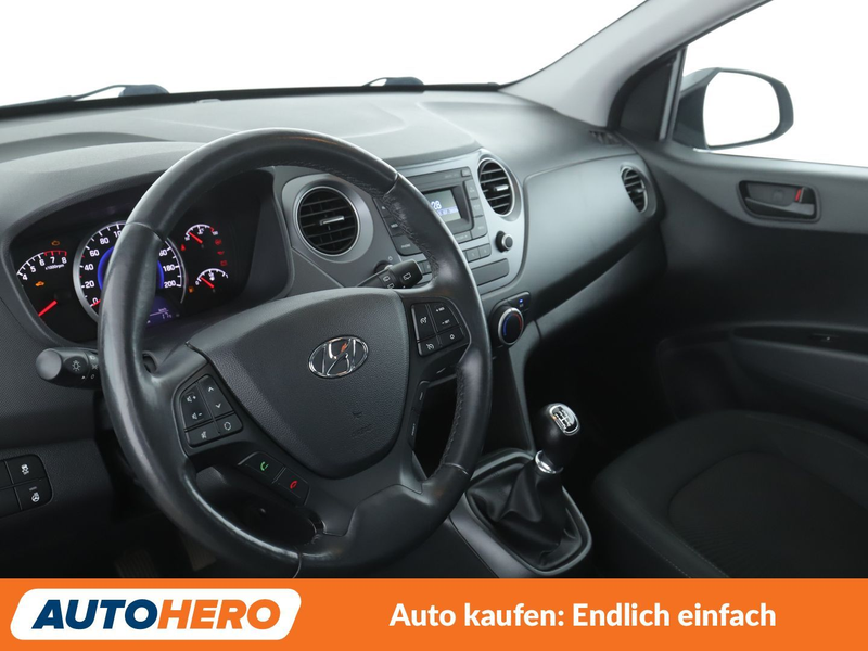 Hyundai i10 1.2 YES! *TEMPO*SHZ*ALU*KLIMA* — photo 11