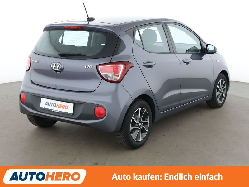 Hyundai i10 1.2 YES! *TEMPO*SHZ*ALU*KLIMA* — photo 6