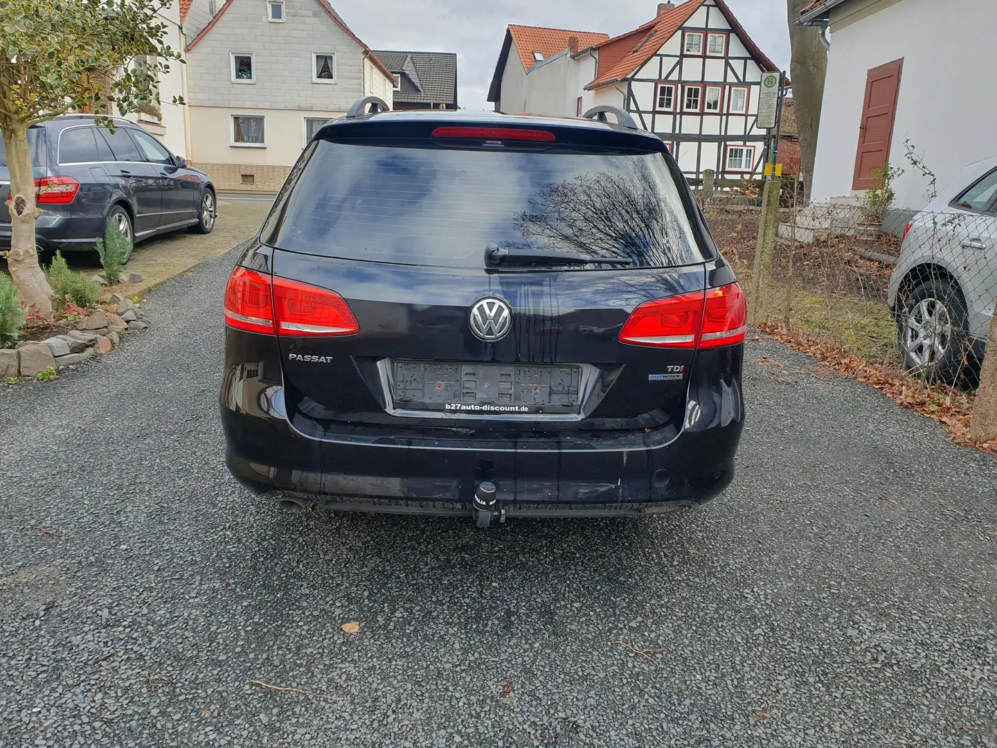 Volkswagen Passat Variant Passat Variant 1.6 TDI BlueMotion Techno Schwarz - 2