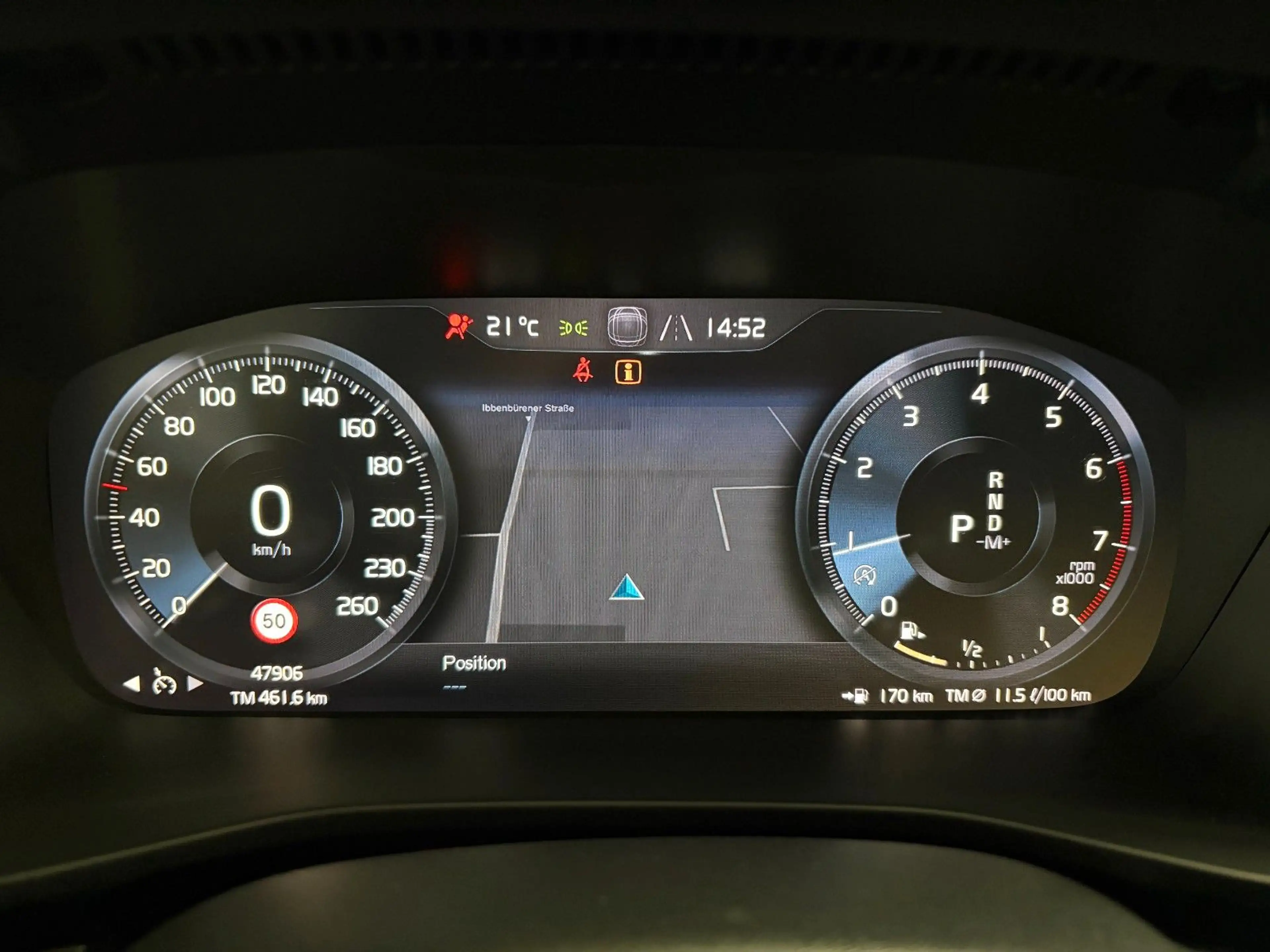 Volvo XC40 Momentum 2WD/AHK/H&K/STANDH/PANO/KAMERA — photo 15