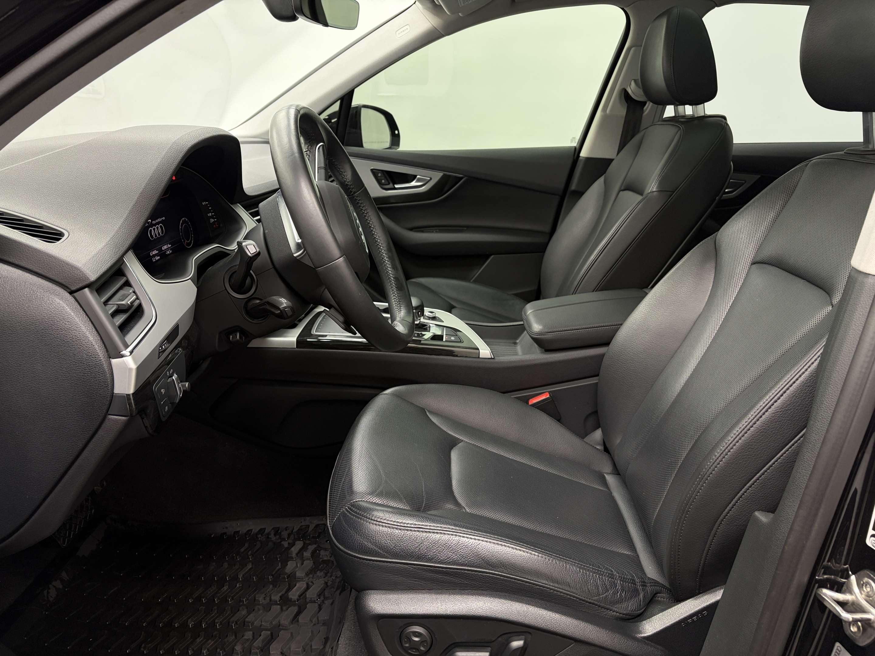 2019 Audi Q7 PROGRESSIV 55, 3.0L, TOIT PANO, SIEGES CHAUFFANTS 3,000 cc 6 cyl alt 2