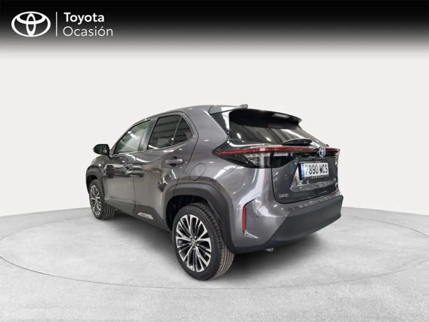 Toyota Yaris Cross 120H Style Gris - 2
