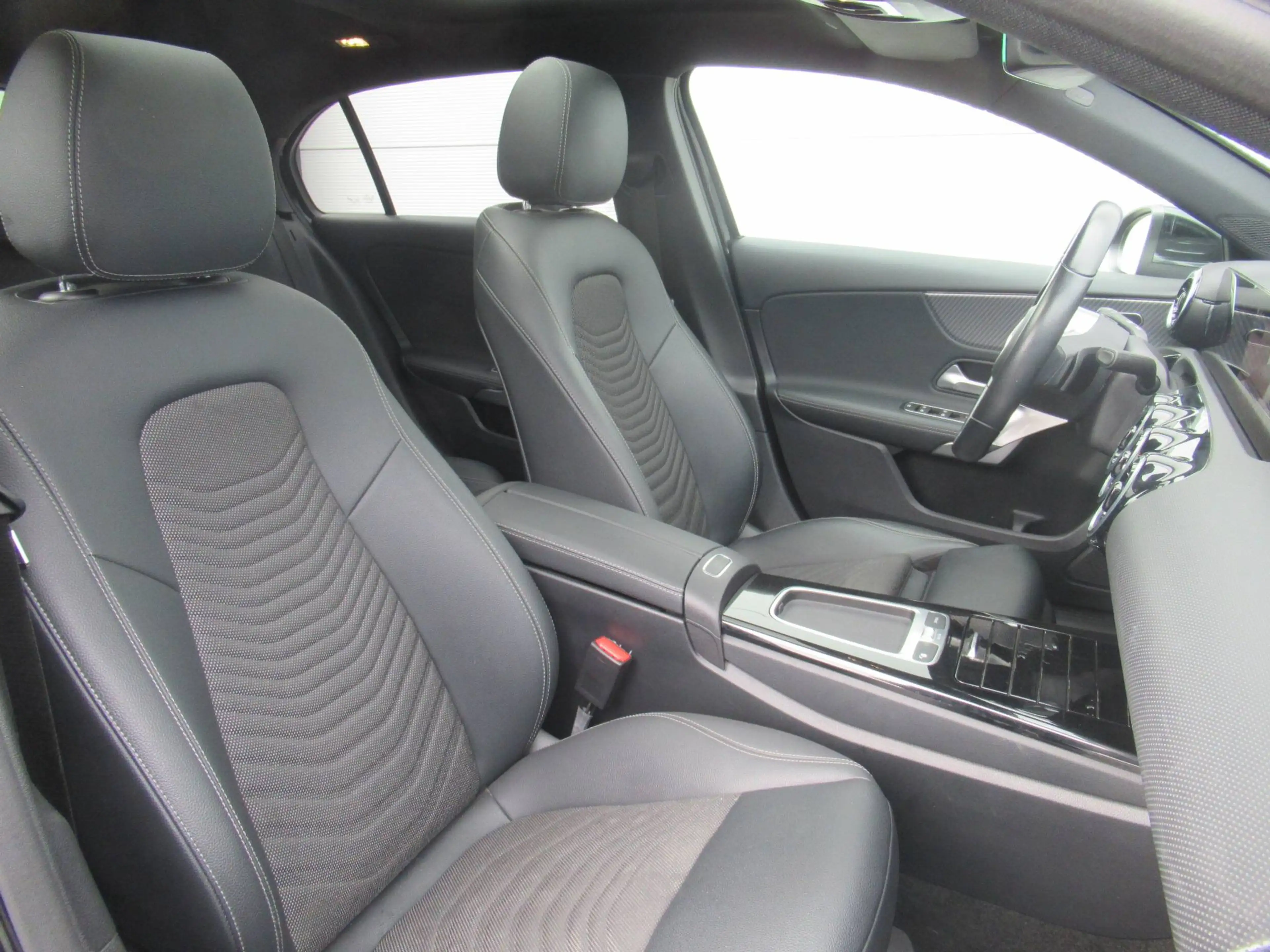 Mercedes-Benz A 180 d Aut. /€18.999 netto / Pano / 1/2 Leder / Navi / Camera / ... — photo 10